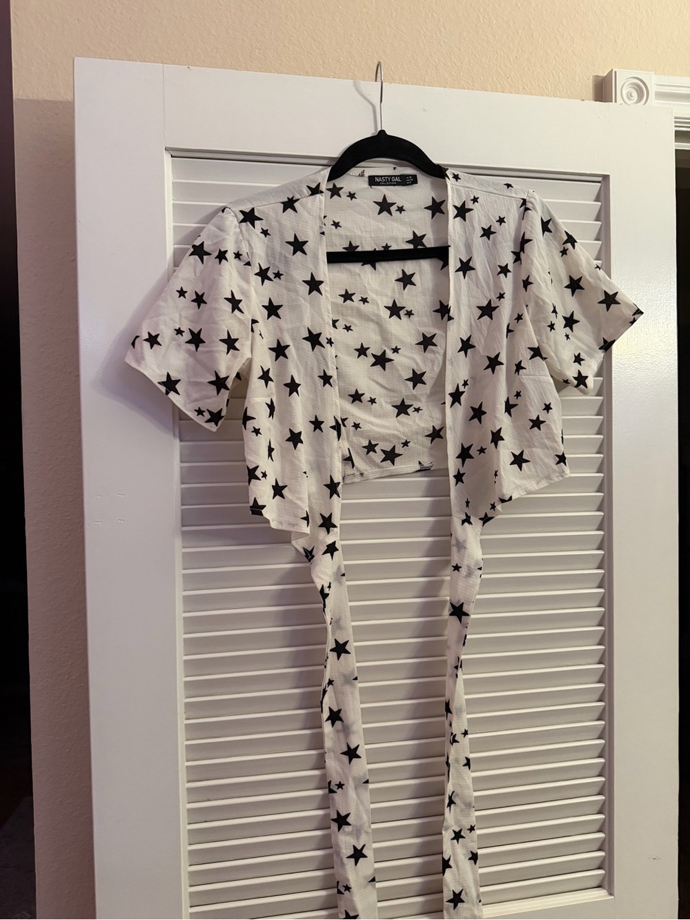 Nasty Gal White Cropped Tie-Front Star Print Top